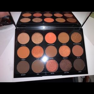 Brand new Morphe 15D eyeshadow palette!
